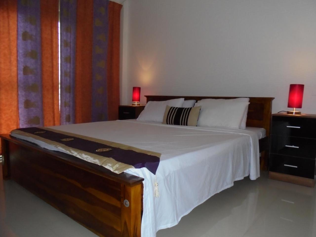 Jmf Hotel Negombo Kültér fotó