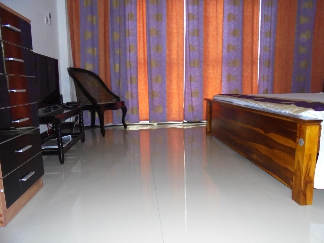 Jmf Hotel Negombo Kültér fotó