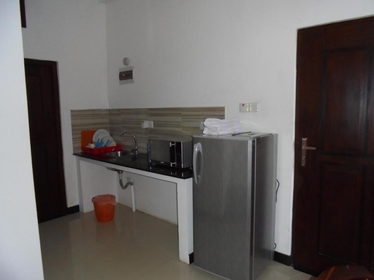 Jmf Hotel Negombo Kültér fotó