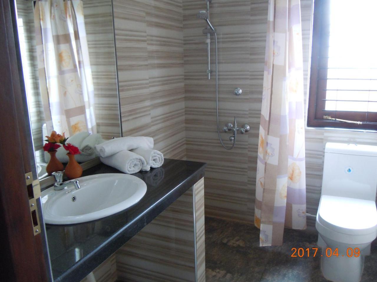 Jmf Hotel Negombo Kültér fotó