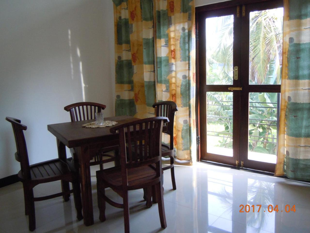 Jmf Hotel Negombo Kültér fotó