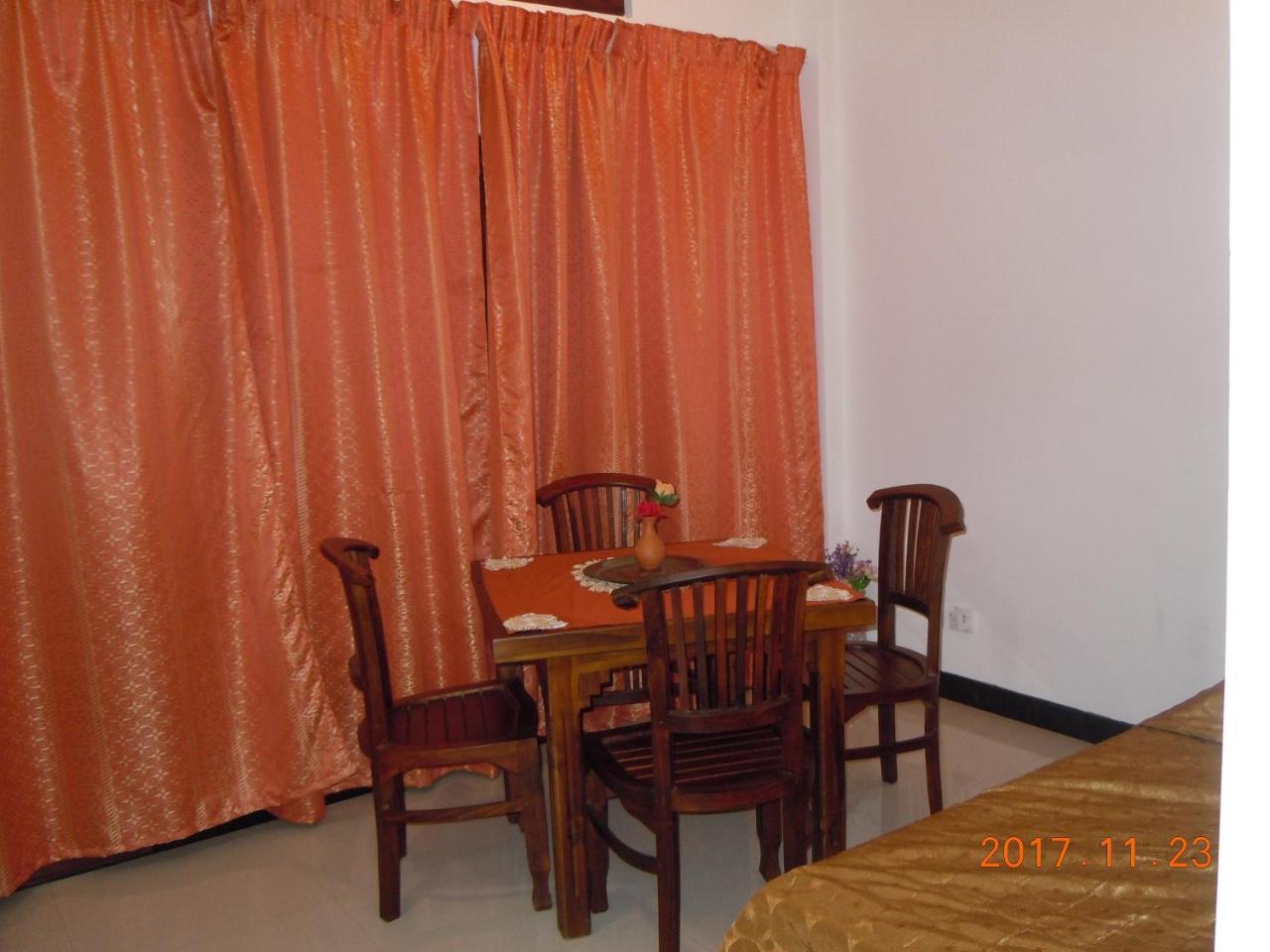Jmf Hotel Negombo Kültér fotó