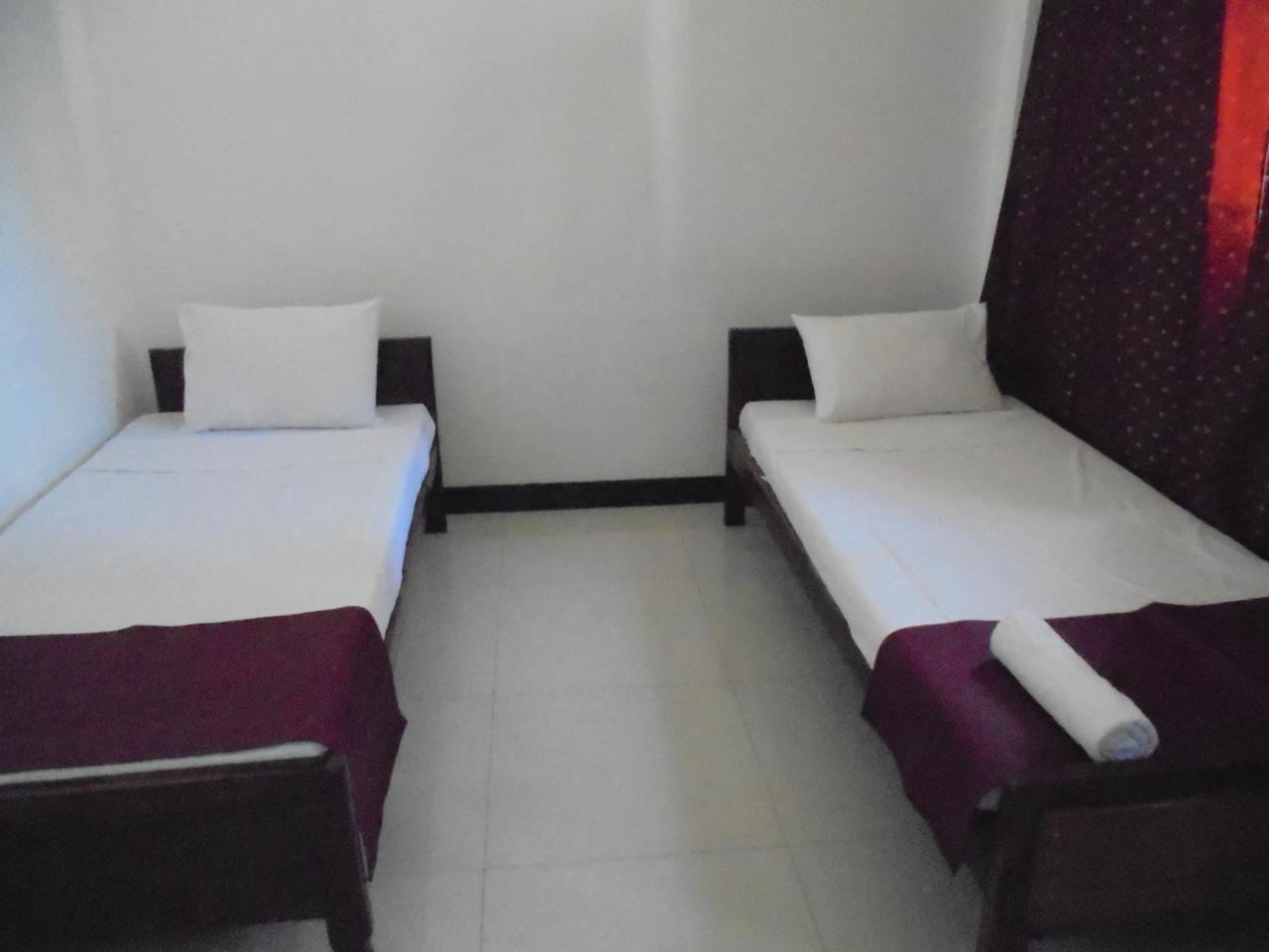 Jmf Hotel Negombo Kültér fotó