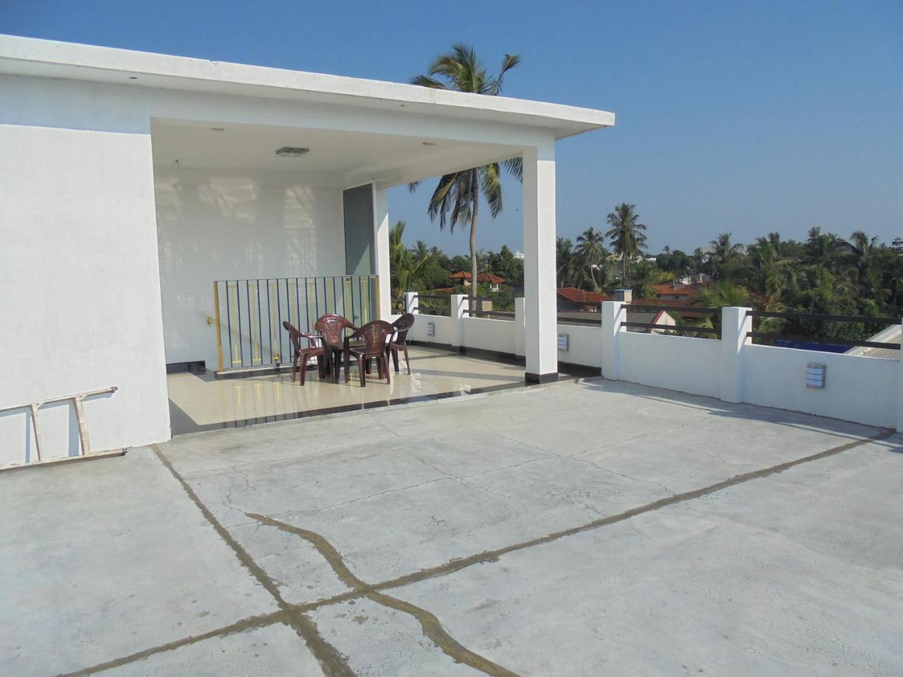Jmf Hotel Negombo Kültér fotó